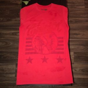 Red Men’s small ‘CHEIFIN’ t-shirt
